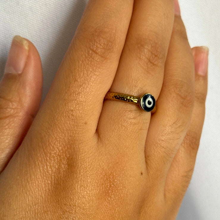 18k gold-filled blue evil eye ring with thick textured band, size 7, tarnish-free and waterproof.Blue Aura Evil Eye Ring – Textured Gold Band (Size 7)