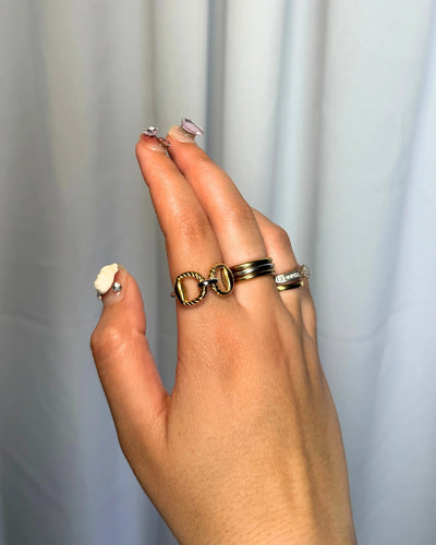 Meadow Twist Ring – Adjustable twisted chain ring in gold or mixed metal, hypoallergenic and tarnish-free, fits sizes 7-9.