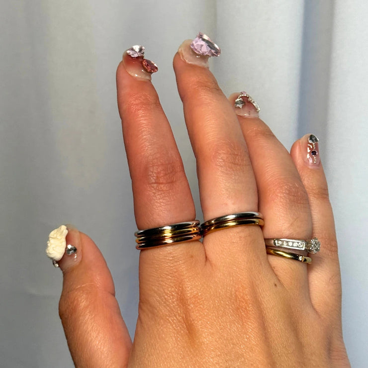 Dainty – Dainty solid ring in gold, silver, or rose gold, hypoallergenic and tarnish-free, size 7.