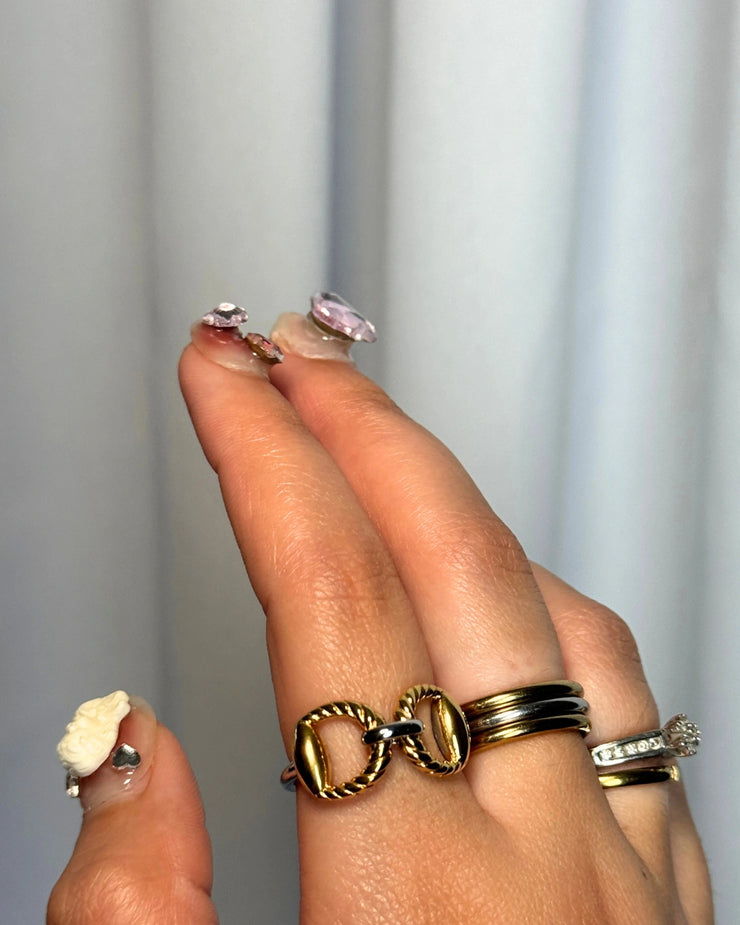 Meadow Twist Ring – Adjustable twisted chain ring in gold or mixed metal, hypoallergenic and tarnish-free, fits sizes 7-9.