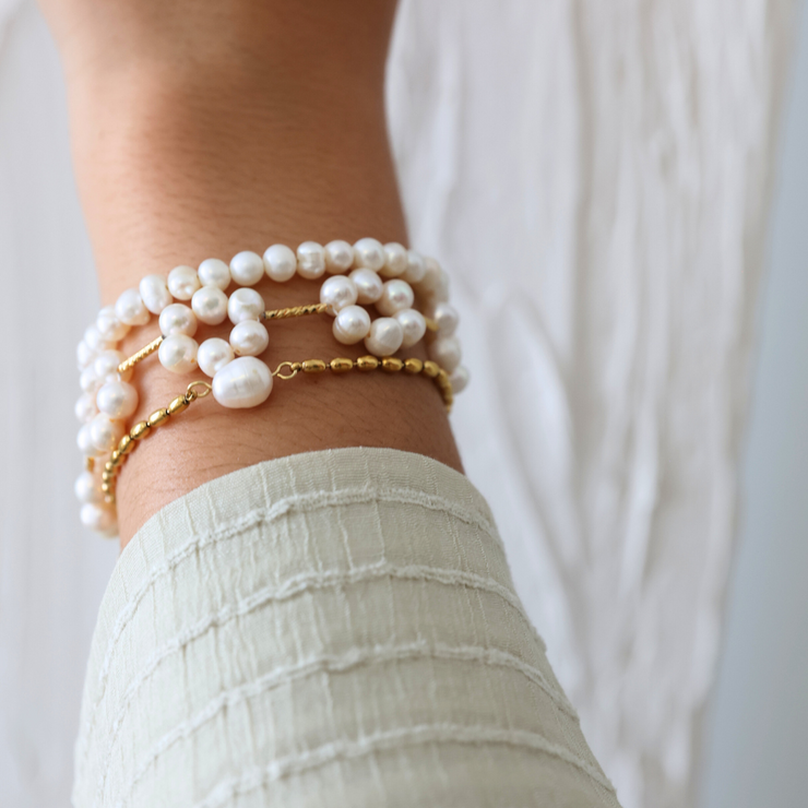 Ariel Pearl Flower Bracelet