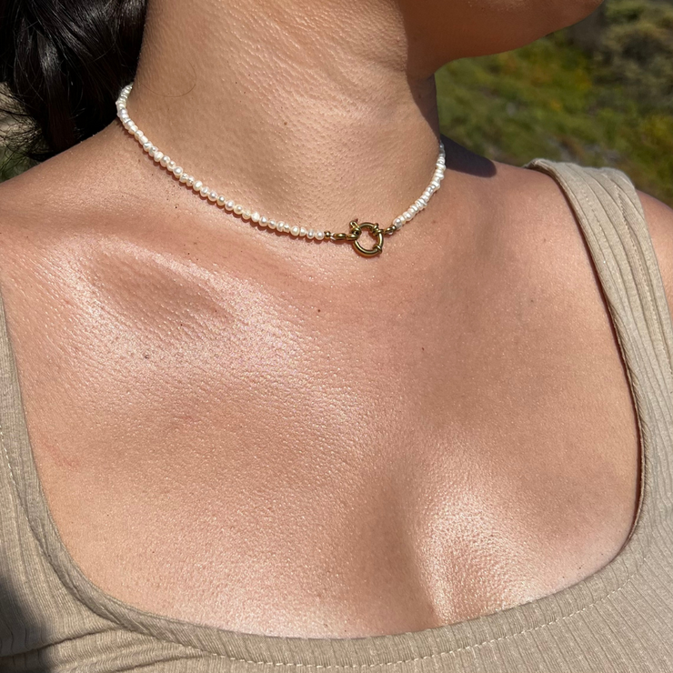 Sol Pearl Choker